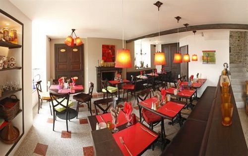 Hotel Aux 13 Arches Hotel, Restaurant Portbail